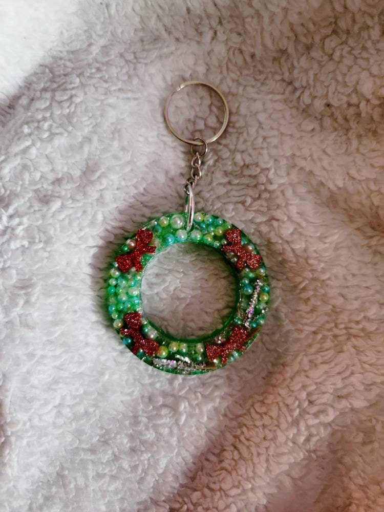 Christmas Wreath with Ribbons Resin Keychain