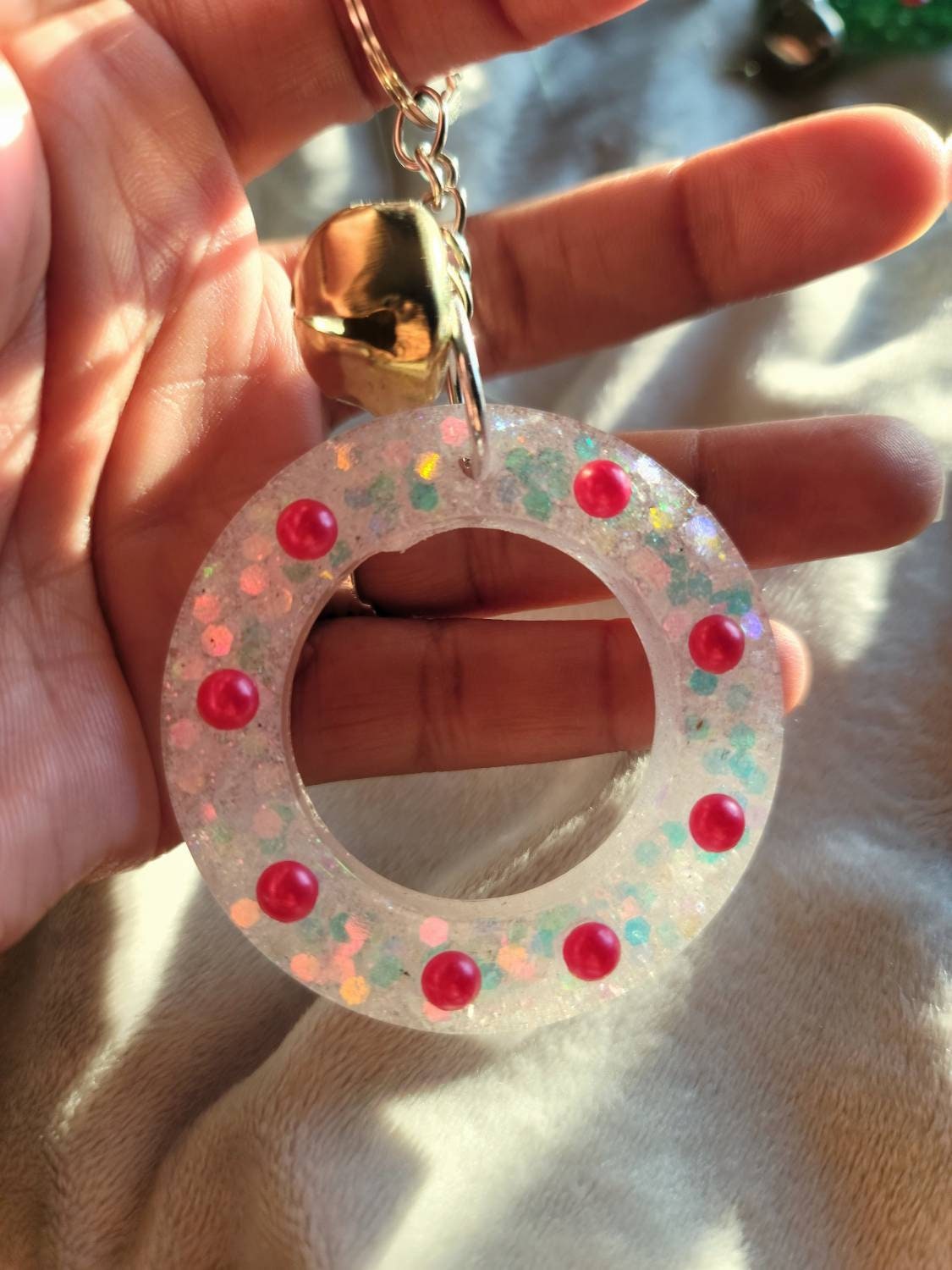 Frosty Christmas Wreath Keychain